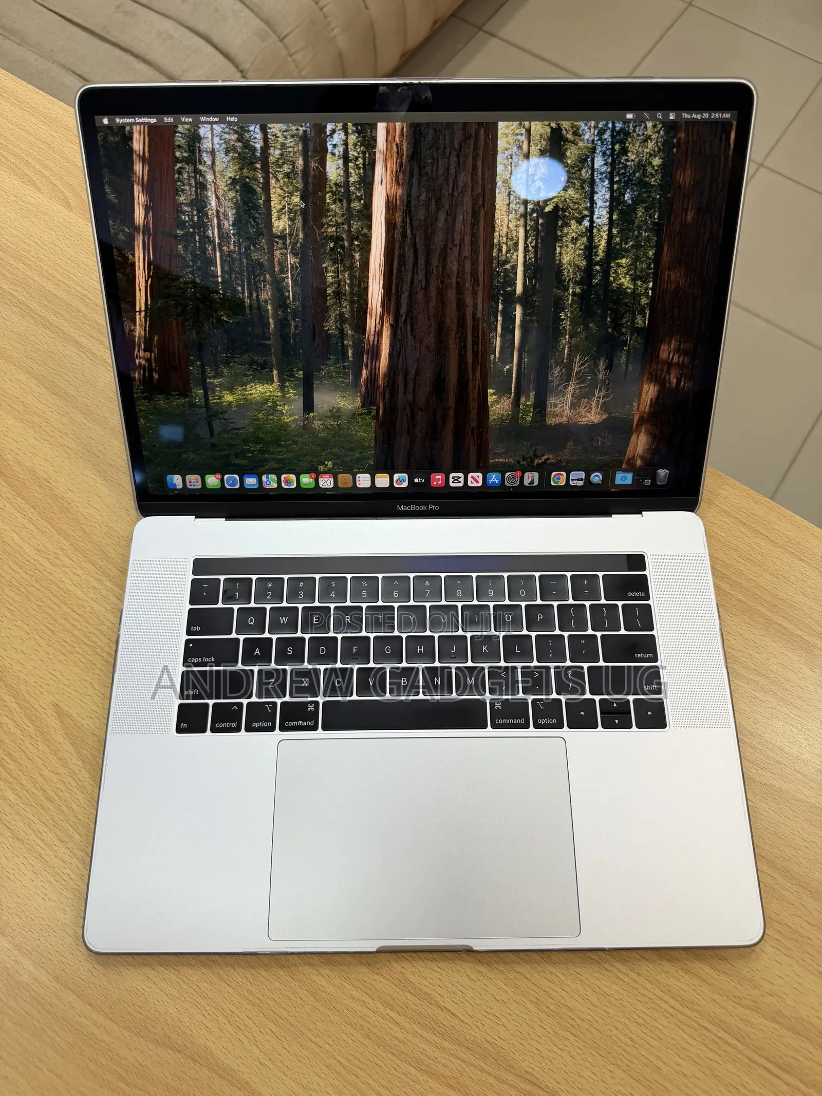 Laptop Apple MacBook 2018 32GB Intel Core i7 SSD 512GB