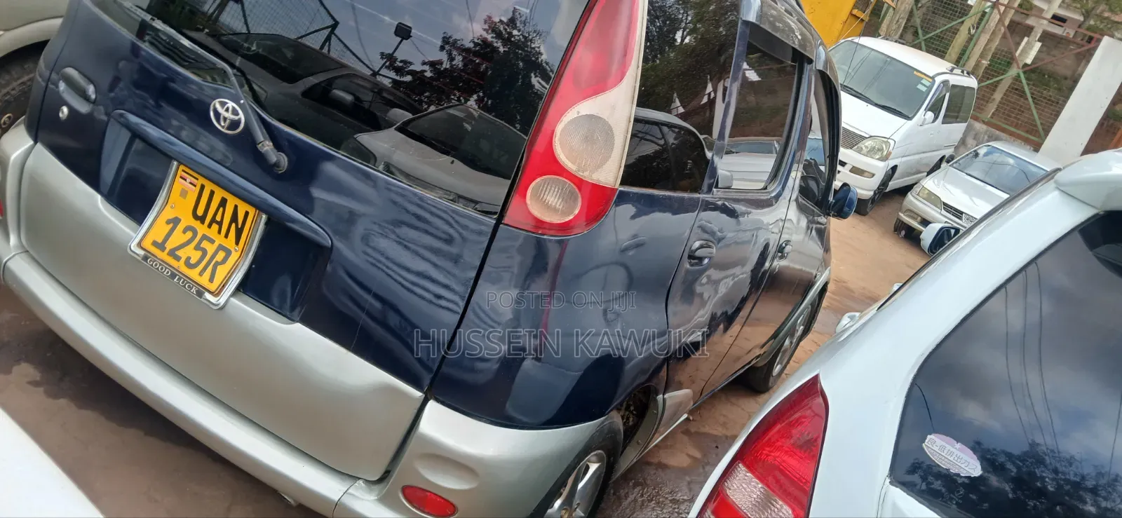 Toyota Fun Cargo 2005 Blue