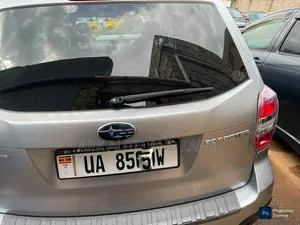 Subaru Forester 2015 Gray