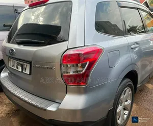 Subaru Forester 2015 Gray