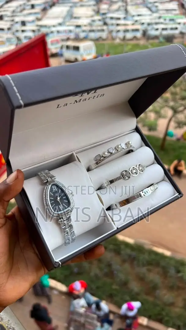 Genuine Lady Watch Full Packages