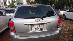 Toyota Corolla Fielder 2011 Silver