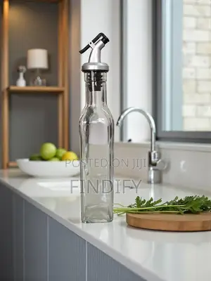 2Pcs Glass Oil Bottles and Dispensers ( 500mls Each)