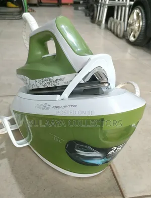 Rowenta Power Steam Compact (Model VR8215) Steam Generator Iron