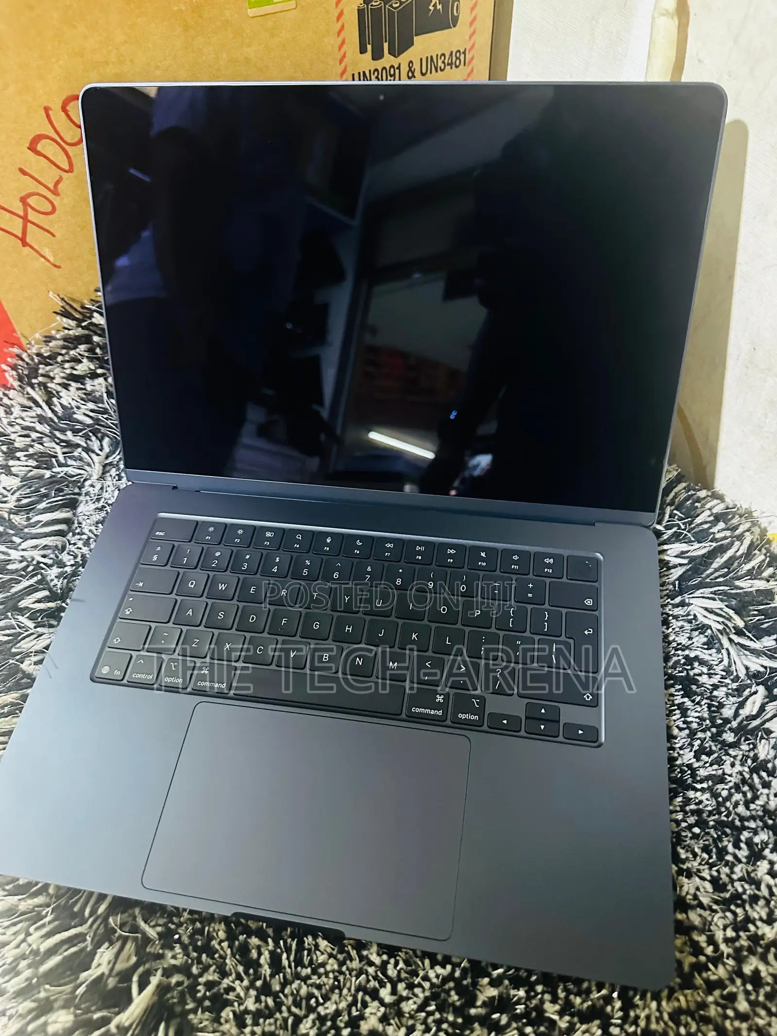 New Laptop Apple MacBook Air 2025 M4 16GB Apple M4 SSD 512GB