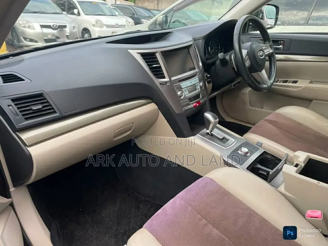 Subaru Outback 2012 Maroon