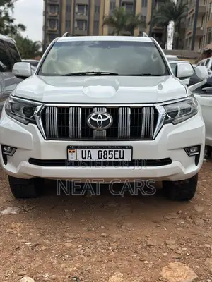 Toyota Land Cruiser Prado 2018 White