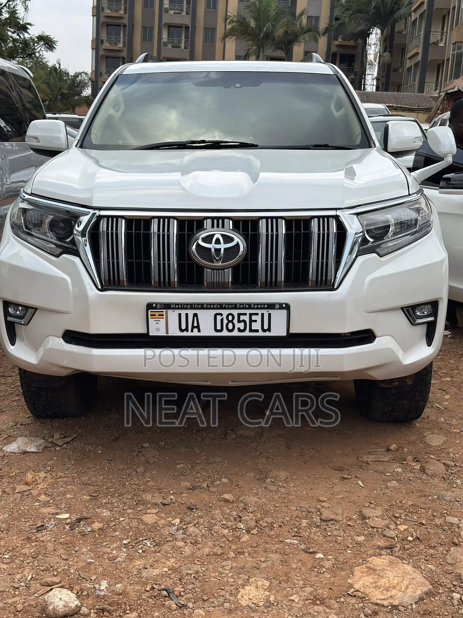 Toyota Land Cruiser Prado 2018 White
