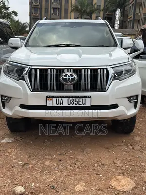 Toyota Land Cruiser Prado 2018 White