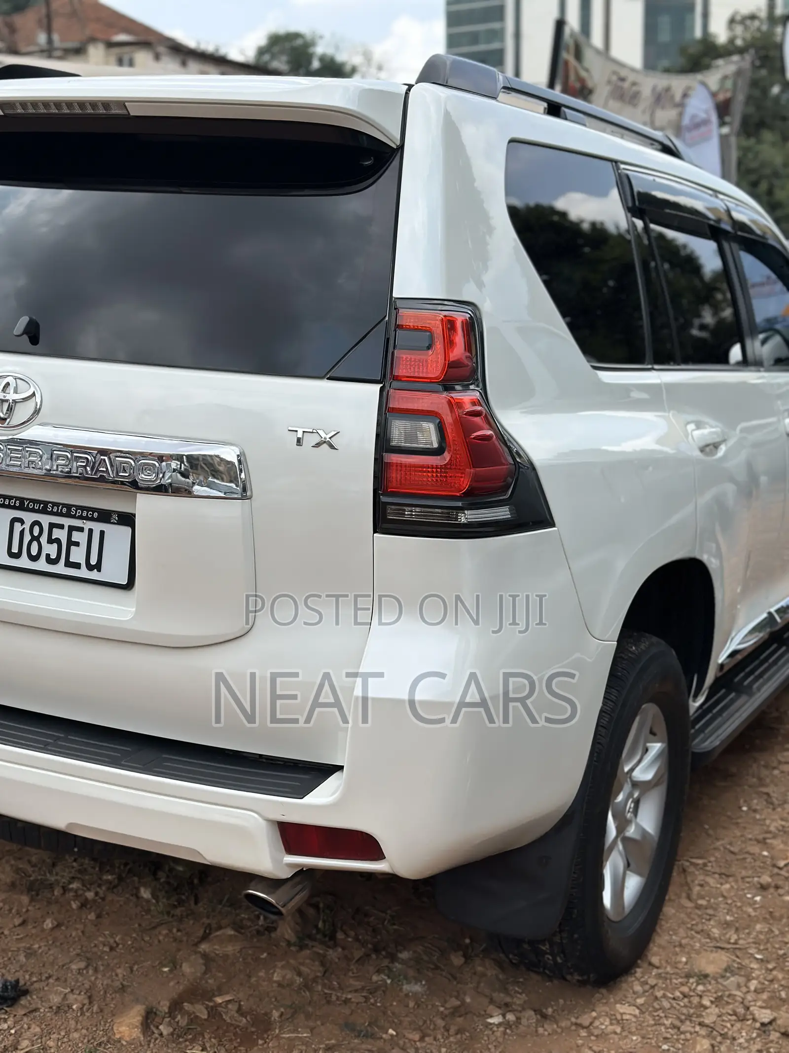 Toyota Land Cruiser Prado 2018 White