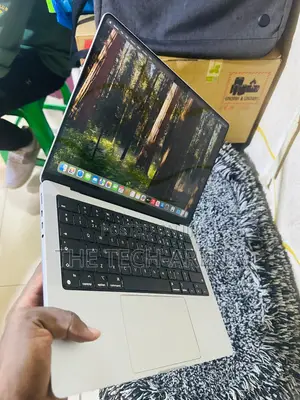New Laptop Apple MacBook Pro 2021 M1 16GB Apple M1 Pro SSD 512GB