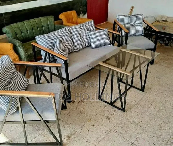 Restaurant Bar Chair Set of 5 Seaters