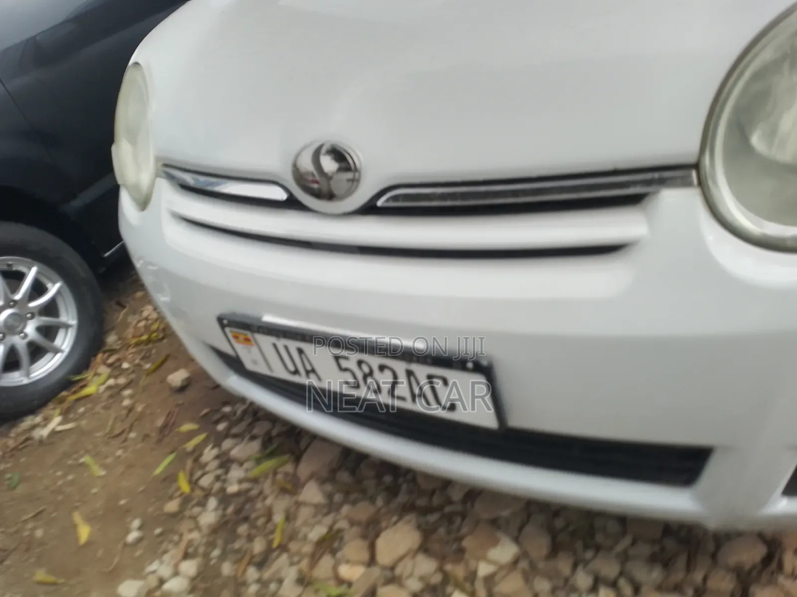 Toyota Sienta 2011 White