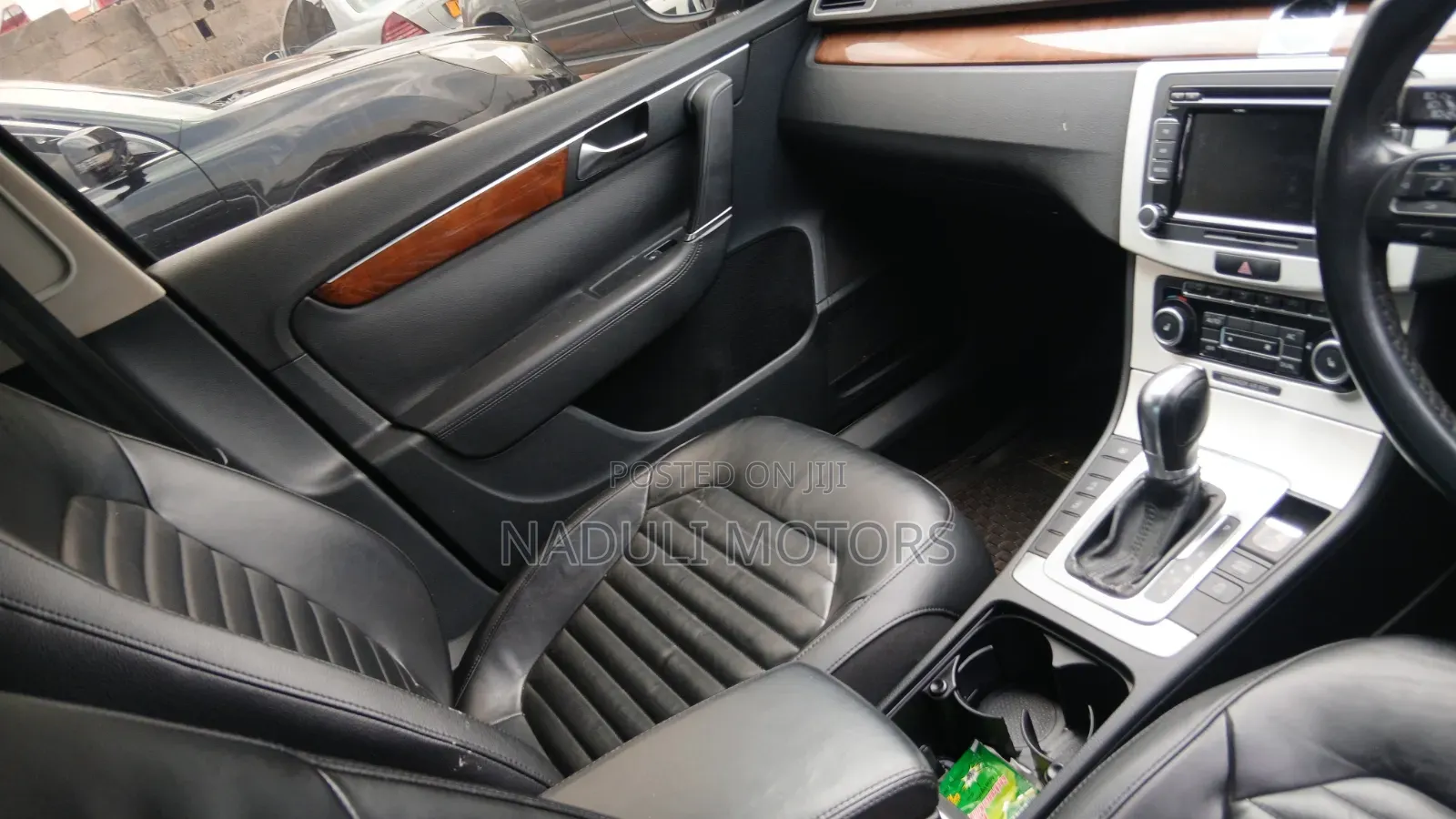 Volkswagen Passat 2016 Black