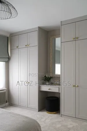 Wardrobes/Britain Wardrobes in Any Colour 975,000/- Per Running Meter