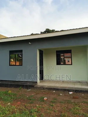 1bdrm House in Senior Quarters B, Lira for rent