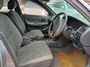 Toyota Corolla 1996 Silver