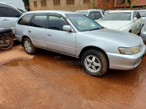 Toyota Corolla 1996 Silver