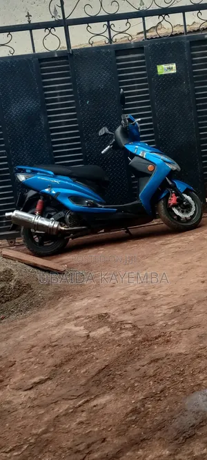Yamaha 2020 Blue