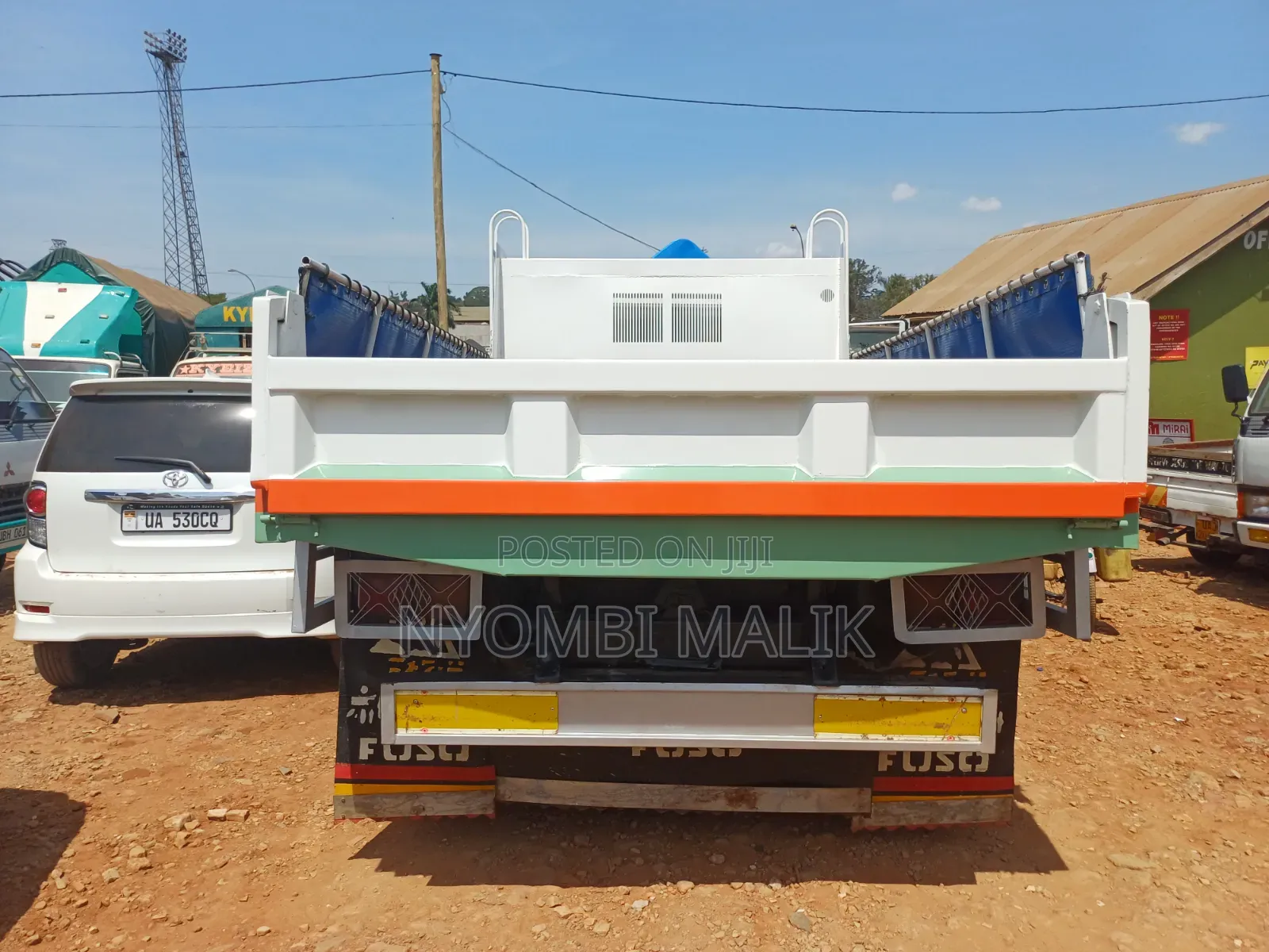 Fuso Tipper