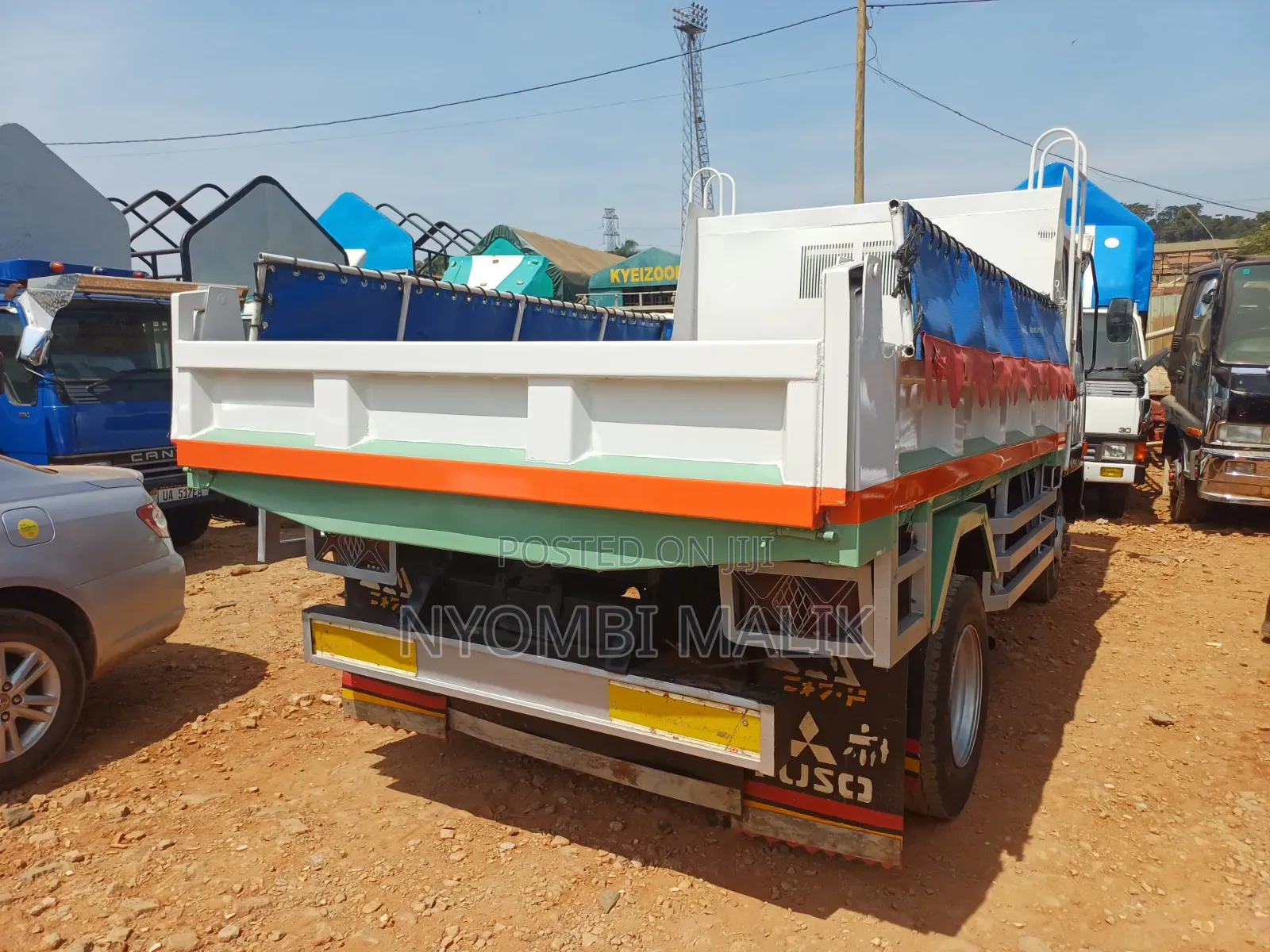 Fuso Tipper
