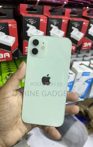Apple iPhone 12 64 GB Green