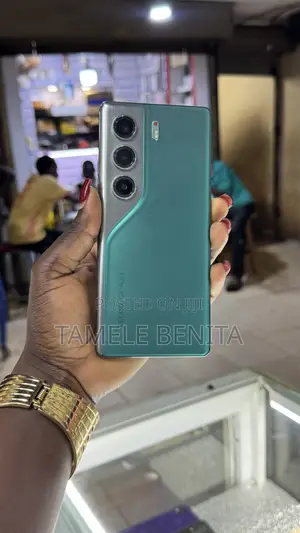 Tecno Camon 40 256 GB Blue