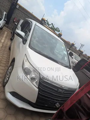 Toyota Noah 2014 White