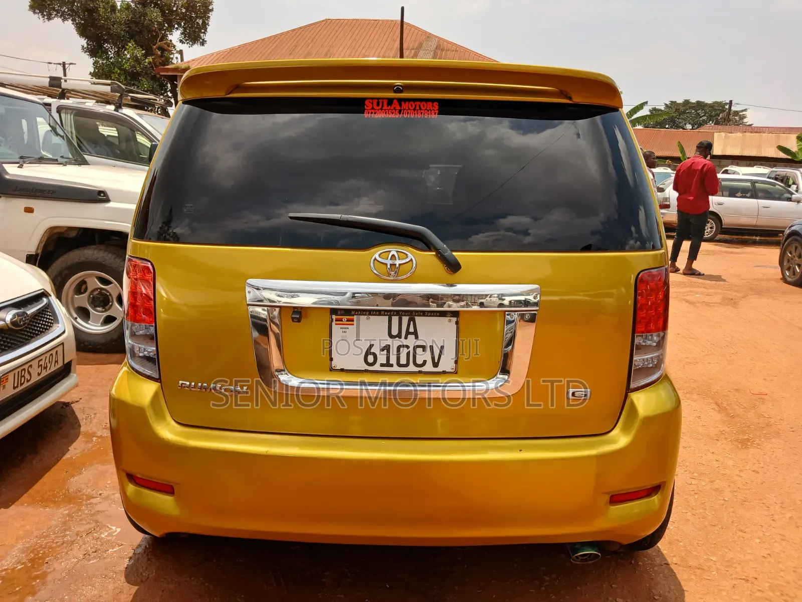 Toyota Rumion 2024 Gold