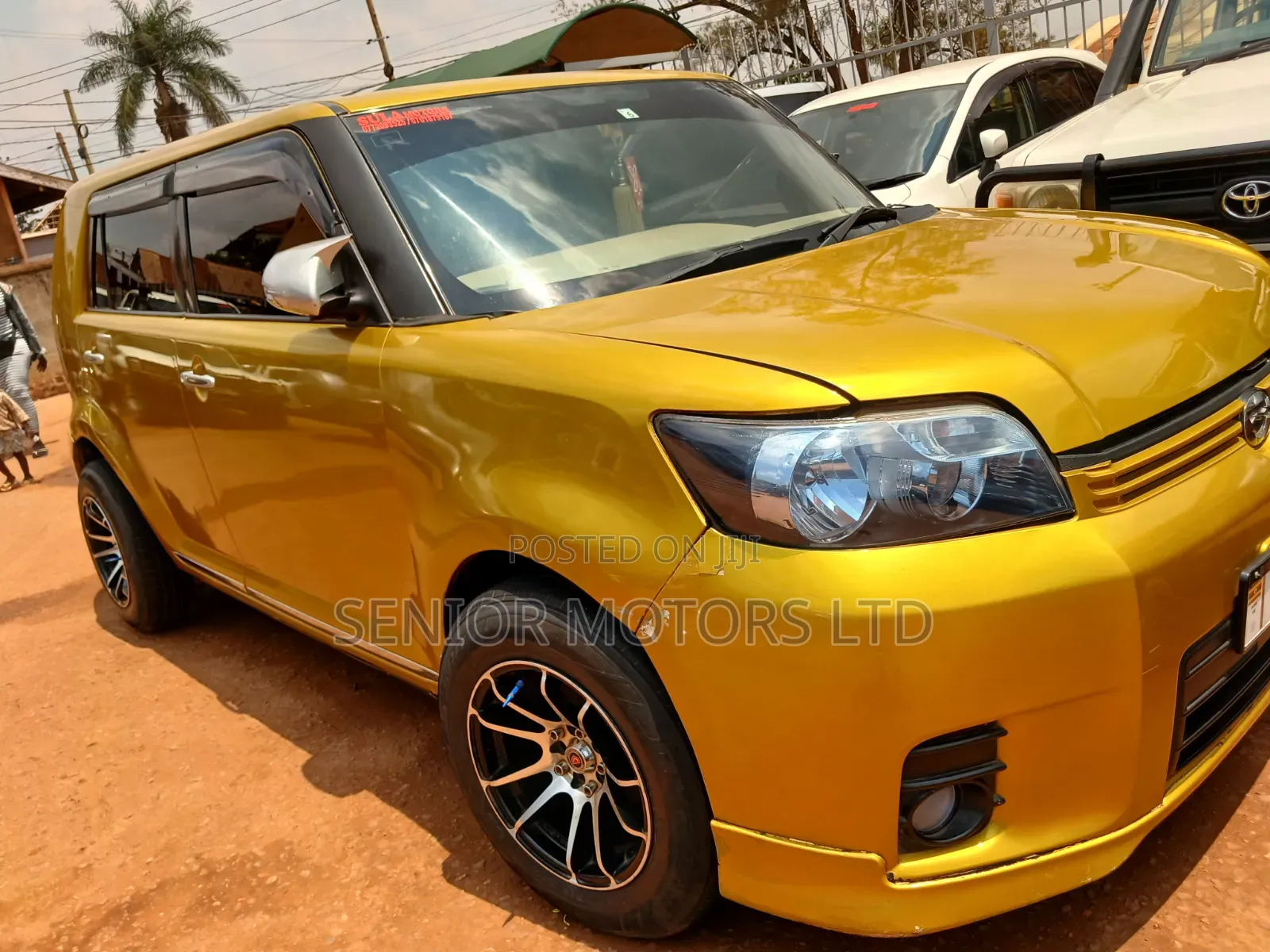 Toyota Rumion 2024 Gold