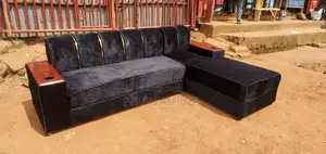 L Shape Five Seater With Cup Holders