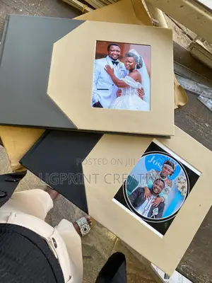 Photobook Designing and Printing