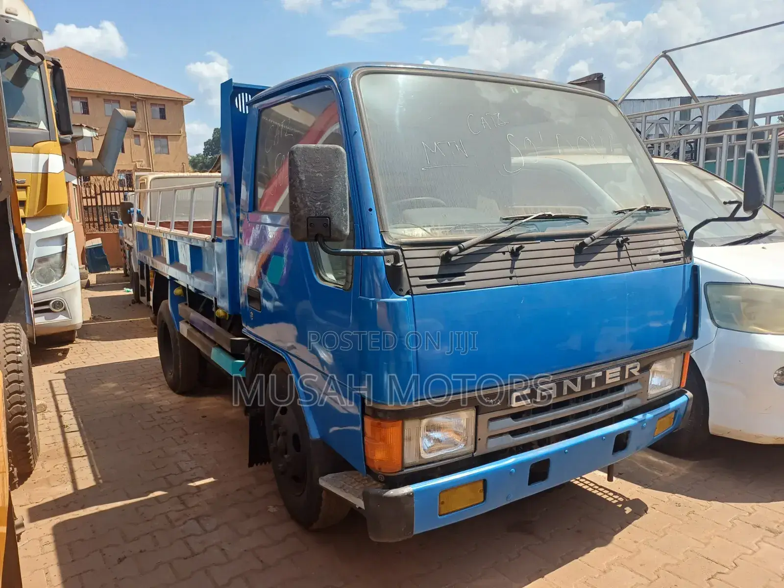 Canter Tipper