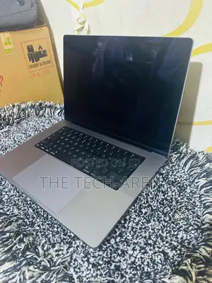 New Laptop Apple MacBook Pro 16GB Apple M1 Pro SSD 512GB