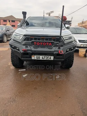 Toyota Hilux 2019 Silver