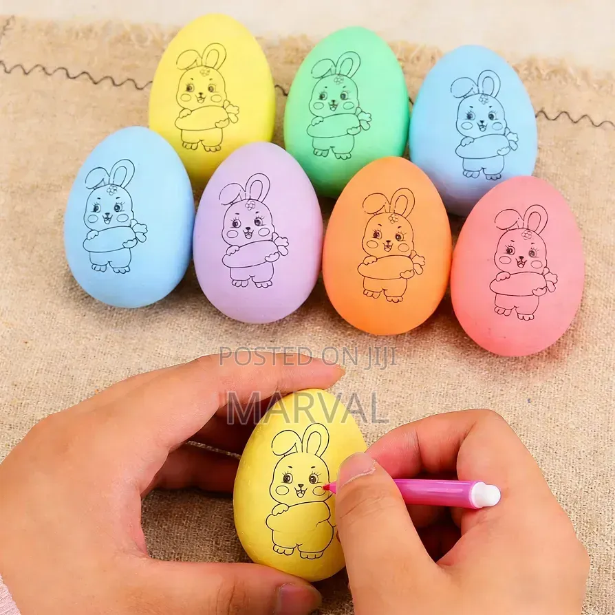 Set of 12 Hand Painted Plastic Easter Eggs With 6 Colour Pens