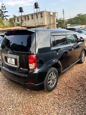 Toyota Corolla Rumion Hatchback 1.5 FWD 2014 Black
