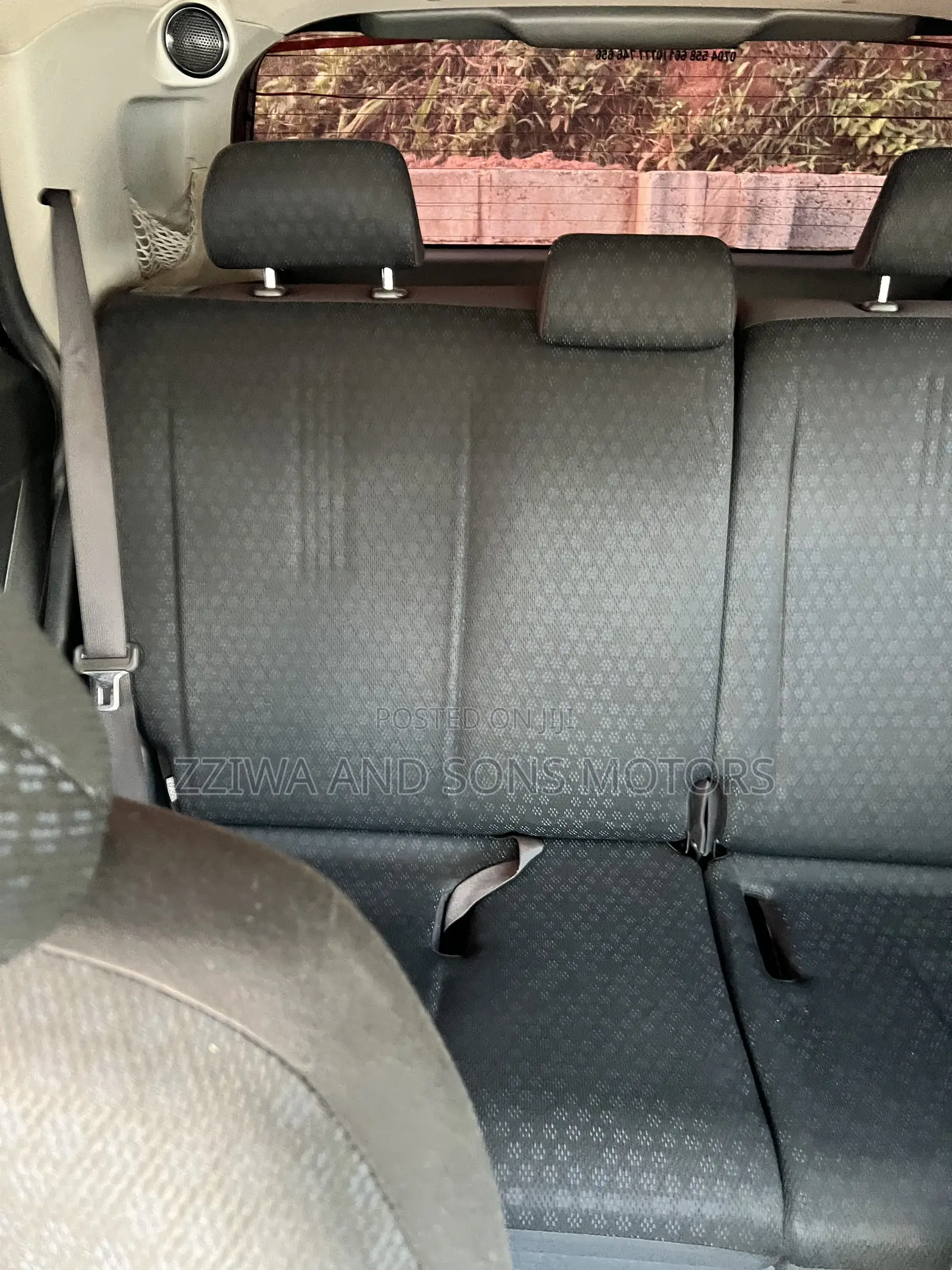 Toyota Corolla Rumion Hatchback 1.5 FWD 2014 Black