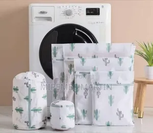 Set of 6 Mesh Laundry Bags