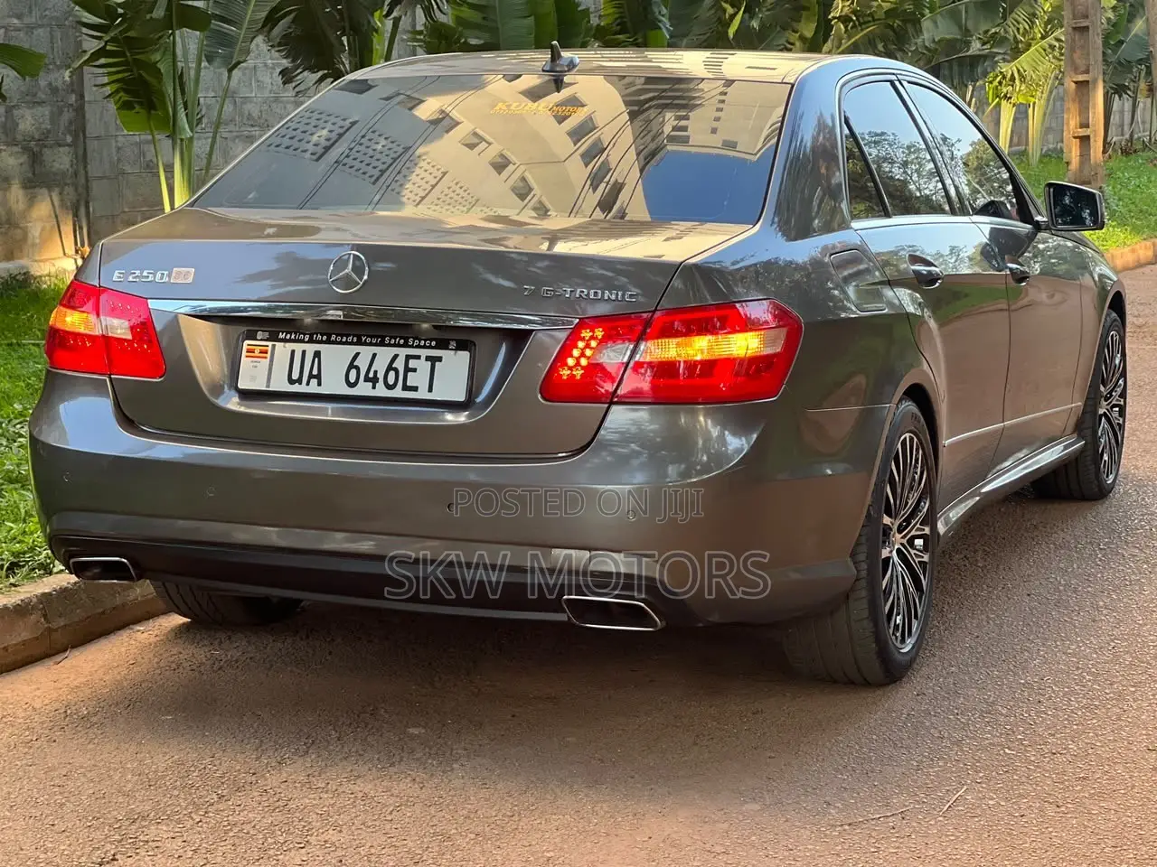 Mercedes-Benz E300 2011 Silver