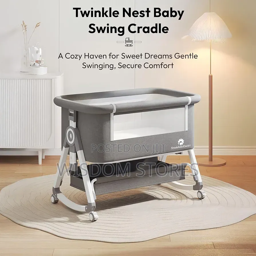 StarAndDaisy Baby Cot With Wheels
