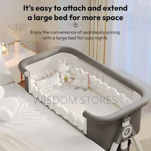 StarAndDaisy Baby Cot With Wheels