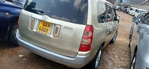 Toyota Probox 2005 Gold