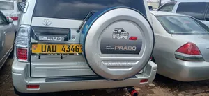 Toyota Land Cruiser Prado 2000 Silver