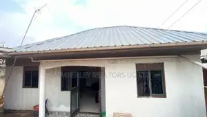 2bdrm House in Division A for sale