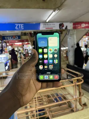 Apple iPhone XR 64 GB Black