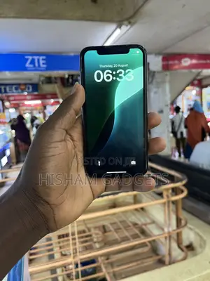Apple iPhone XR 64 GB Black
