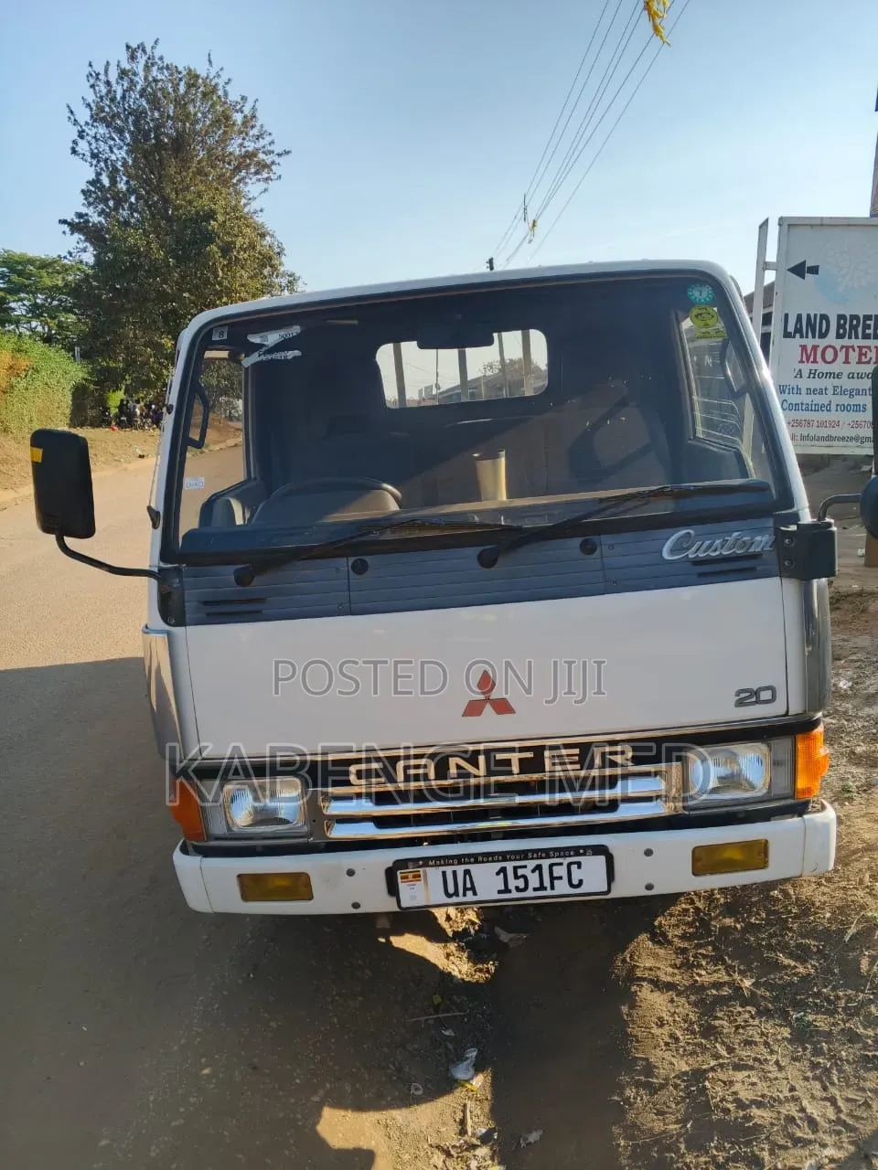 Mitsubishi Canter Truck Onsale 1995 White