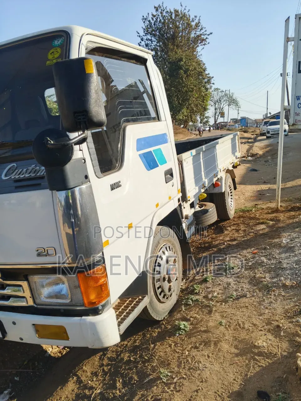 Mitsubishi Canter Truck Onsale 1995 White