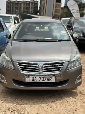 Toyota Premio 2012 Green